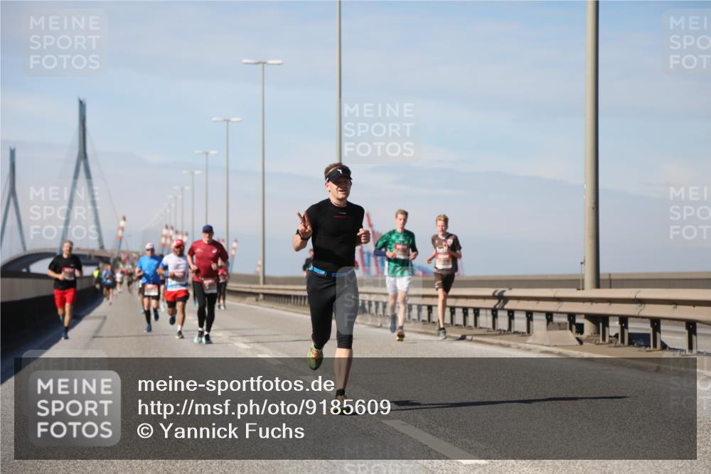 03.10.2025 - Köhlbrandbrückenlauf Yannick Fuchs http://msf.ph/oto/9185609 03.10.2025 11:43:27 Position 3  meine-sportfotos.de