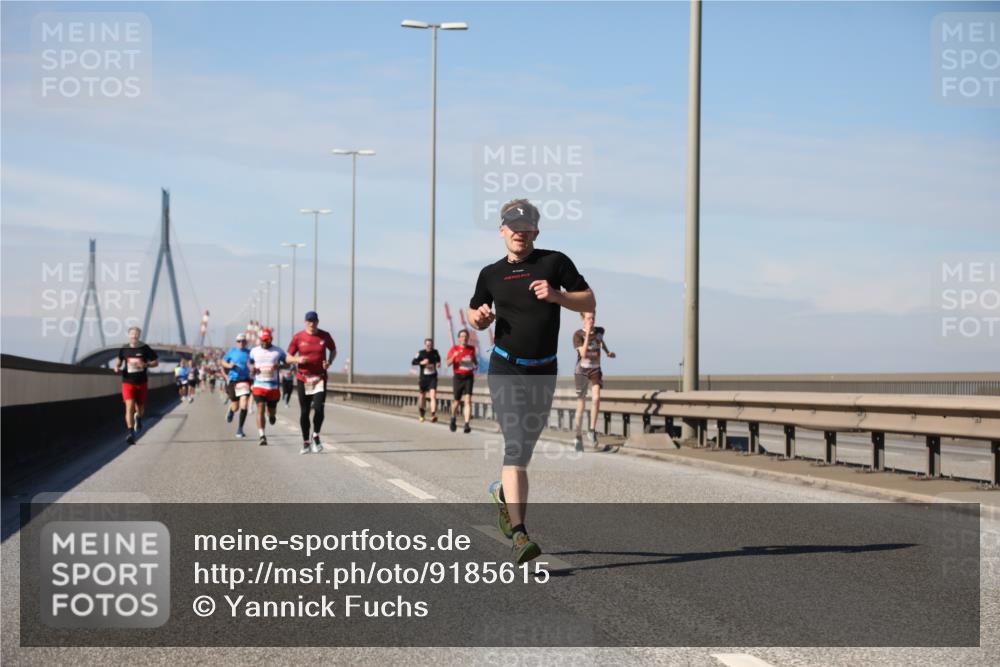 03.10.2025 - Köhlbrandbrückenlauf Yannick Fuchs http://msf.ph/oto/9185615 03.10.2025 11:43:28 Position 3  meine-sportfotos.de