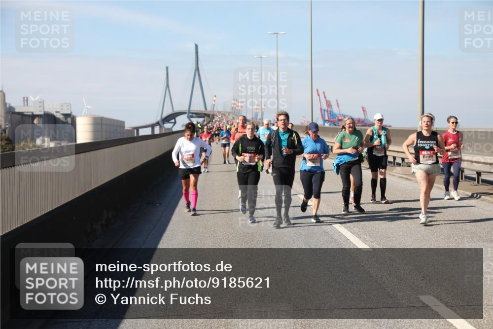 03.10.2025 - Köhlbrandbrückenlauf Yannick Fuchs http://msf.ph/oto/9185621 03.10.2025 12:04:36 Position 3  meine-sportfotos.de
