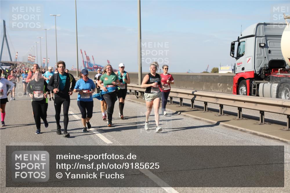 03.10.2025 - Köhlbrandbrückenlauf Yannick Fuchs http://msf.ph/oto/9185625 03.10.2025 12:04:36 Position 3  meine-sportfotos.de