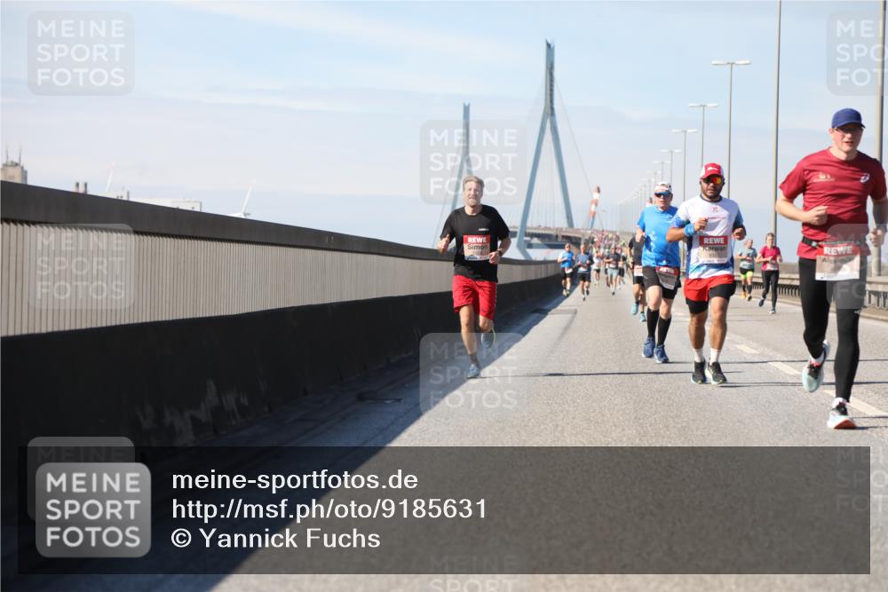 03.10.2025 - Köhlbrandbrückenlauf Yannick Fuchs http://msf.ph/oto/9185631 03.10.2025 11:43:31 Position 3 632 meine-sportfotos.de