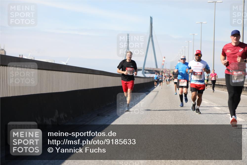 03.10.2025 - Köhlbrandbrückenlauf Yannick Fuchs http://msf.ph/oto/9185633 03.10.2025 11:43:32 Position 3  meine-sportfotos.de