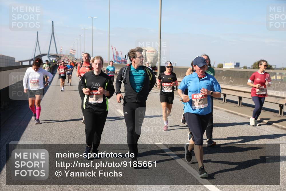 03.10.2025 - Köhlbrandbrückenlauf Yannick Fuchs http://msf.ph/oto/9185661 03.10.2025 12:04:39 Position 3 4897 meine-sportfotos.de