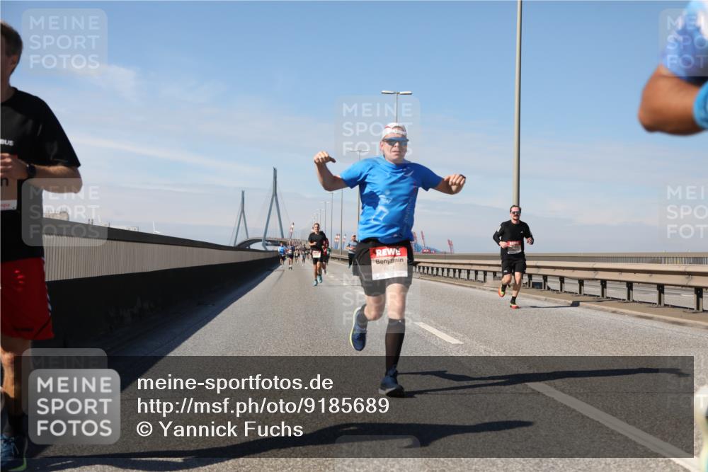 03.10.2025 - Köhlbrandbrückenlauf Yannick Fuchs http://msf.ph/oto/9185689 03.10.2025 11:43:36 Position 3  meine-sportfotos.de