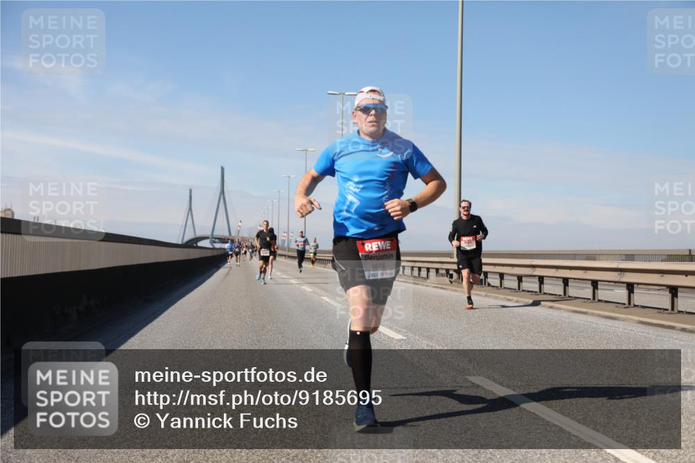 03.10.2025 - Köhlbrandbrückenlauf Yannick Fuchs http://msf.ph/oto/9185695 03.10.2025 11:43:36 Position 3 6674 meine-sportfotos.de