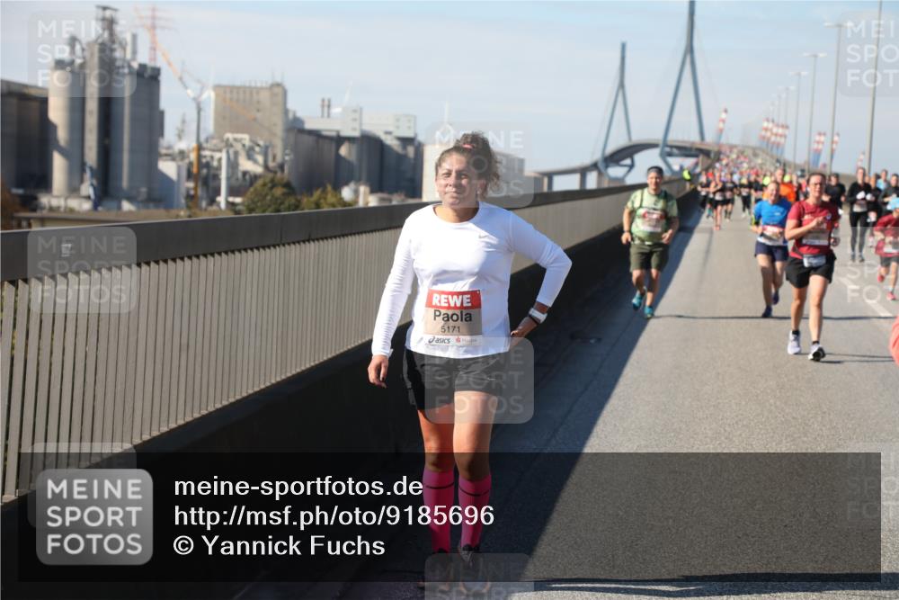 03.10.2025 - Köhlbrandbrückenlauf Yannick Fuchs http://msf.ph/oto/9185696 03.10.2025 12:04:41 Position 3 5171 meine-sportfotos.de