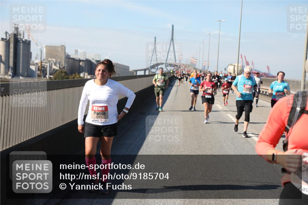03.10.2025 - Köhlbrandbrückenlauf Yannick Fuchs http://msf.ph/oto/9185704 03.10.2025 12:04:42 Position 3 5171 meine-sportfotos.de