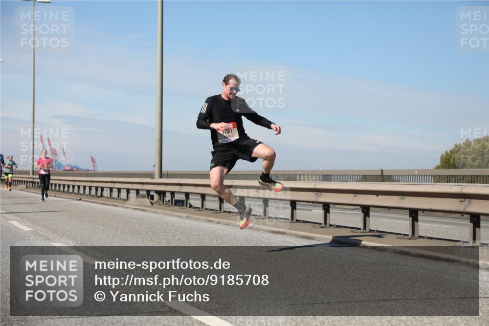 03.10.2025 - Köhlbrandbrückenlauf Yannick Fuchs http://msf.ph/oto/9185708 03.10.2025 11:43:37 Position 3 390 meine-sportfotos.de