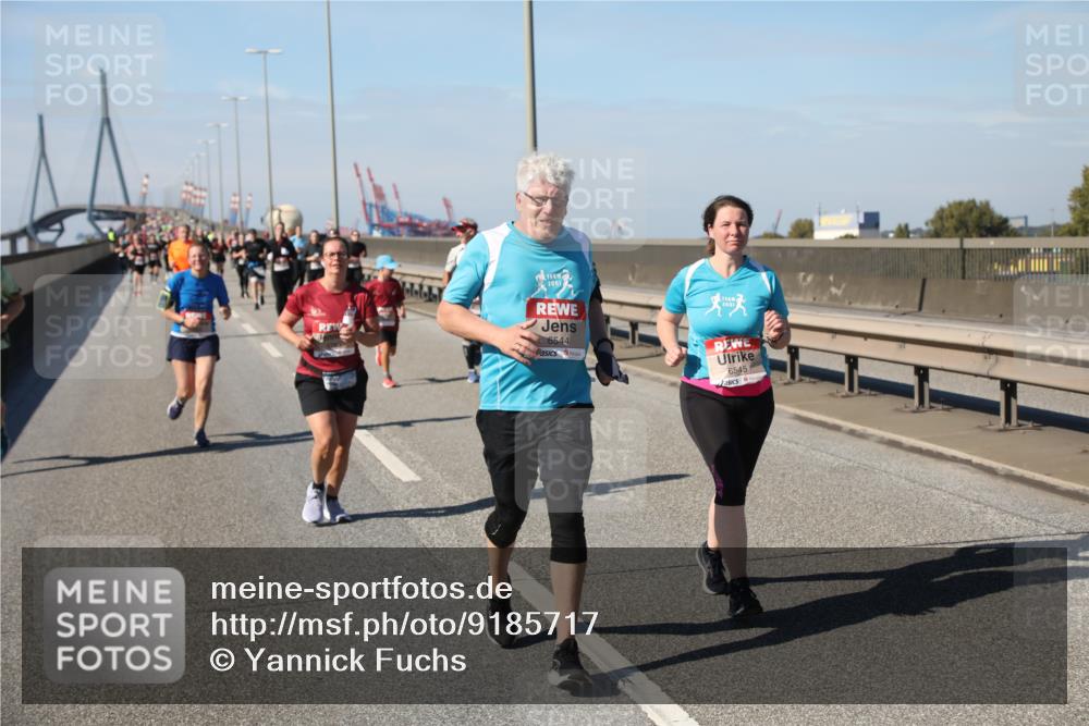 03.10.2025 - Köhlbrandbrückenlauf Yannick Fuchs http://msf.ph/oto/9185717 03.10.2025 12:04:45 Position 3 6544, 3, 1, 6545 meine-sportfotos.de