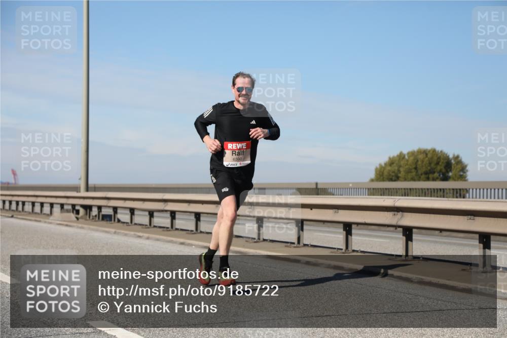 03.10.2025 - Köhlbrandbrückenlauf Yannick Fuchs http://msf.ph/oto/9185722 03.10.2025 11:43:38 Position 3 6390 meine-sportfotos.de