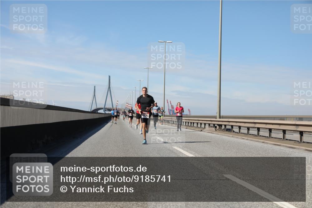03.10.2025 - Köhlbrandbrückenlauf Yannick Fuchs http://msf.ph/oto/9185741 03.10.2025 11:43:39 Position 3  meine-sportfotos.de