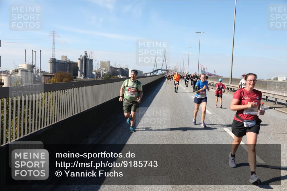 03.10.2025 - Köhlbrandbrückenlauf Yannick Fuchs http://msf.ph/oto/9185743 03.10.2025 12:04:47 Position 3  meine-sportfotos.de