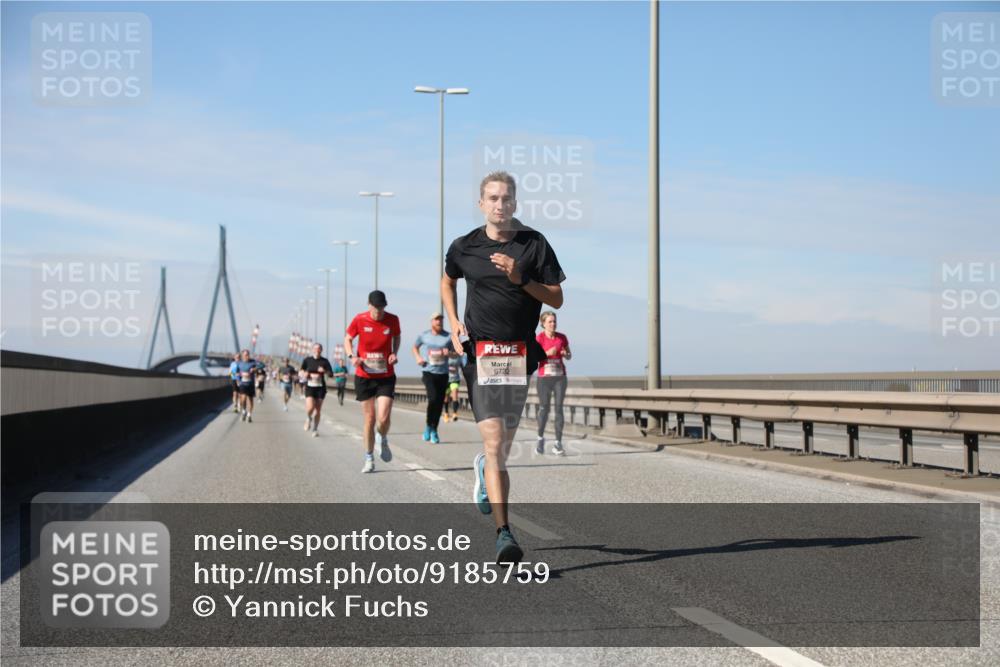 03.10.2025 - Köhlbrandbrückenlauf Yannick Fuchs http://msf.ph/oto/9185759 03.10.2025 11:43:41 Position 3 6732 meine-sportfotos.de