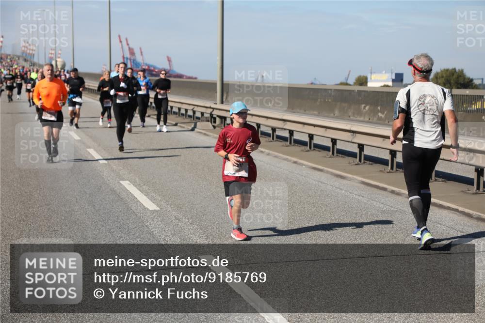 03.10.2025 - Köhlbrandbrückenlauf Yannick Fuchs http://msf.ph/oto/9185769 03.10.2025 12:04:49 Position 3  meine-sportfotos.de