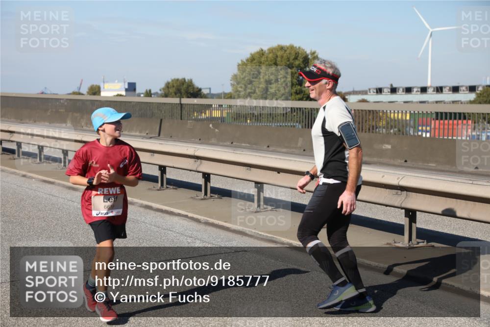 03.10.2025 - Köhlbrandbrückenlauf Yannick Fuchs http://msf.ph/oto/9185777 03.10.2025 12:04:50 Position 3 6619 meine-sportfotos.de