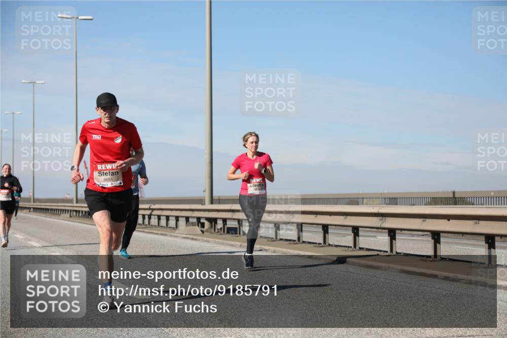 03.10.2025 - Köhlbrandbrückenlauf Yannick Fuchs http://msf.ph/oto/9185791 03.10.2025 11:43:43 Position 3 6654 meine-sportfotos.de