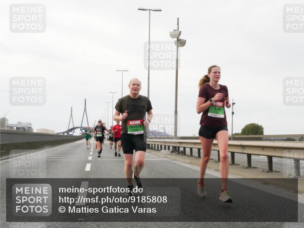 03.10.2025 - Köhlbrandbrückenlauf Matties Gatica Varas http://msf.ph/oto/9185808 03.10.2025 15:43:38 Position 3 9087, 705 meine-sportfotos.de