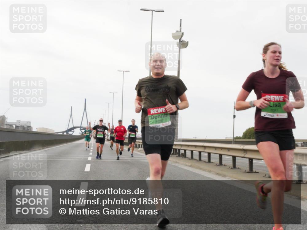 03.10.2025 - Köhlbrandbrückenlauf Matties Gatica Varas http://msf.ph/oto/9185810 03.10.2025 15:43:39 Position 3 9087, 7051 meine-sportfotos.de