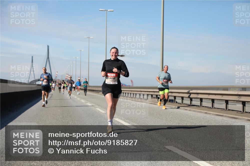 03.10.2025 - Köhlbrandbrückenlauf Yannick Fuchs http://msf.ph/oto/9185827 03.10.2025 11:43:46 Position 3 4111 meine-sportfotos.de