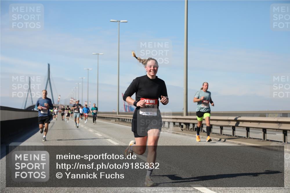 03.10.2025 - Köhlbrandbrückenlauf Yannick Fuchs http://msf.ph/oto/9185832 03.10.2025 11:43:47 Position 3 4111 meine-sportfotos.de