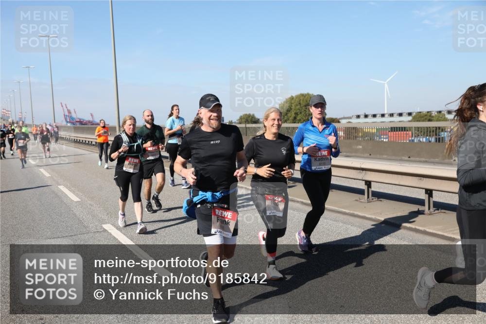 03.10.2025 - Köhlbrandbrückenlauf Yannick Fuchs http://msf.ph/oto/9185842 03.10.2025 12:04:58 Position 3 472, 6110 meine-sportfotos.de