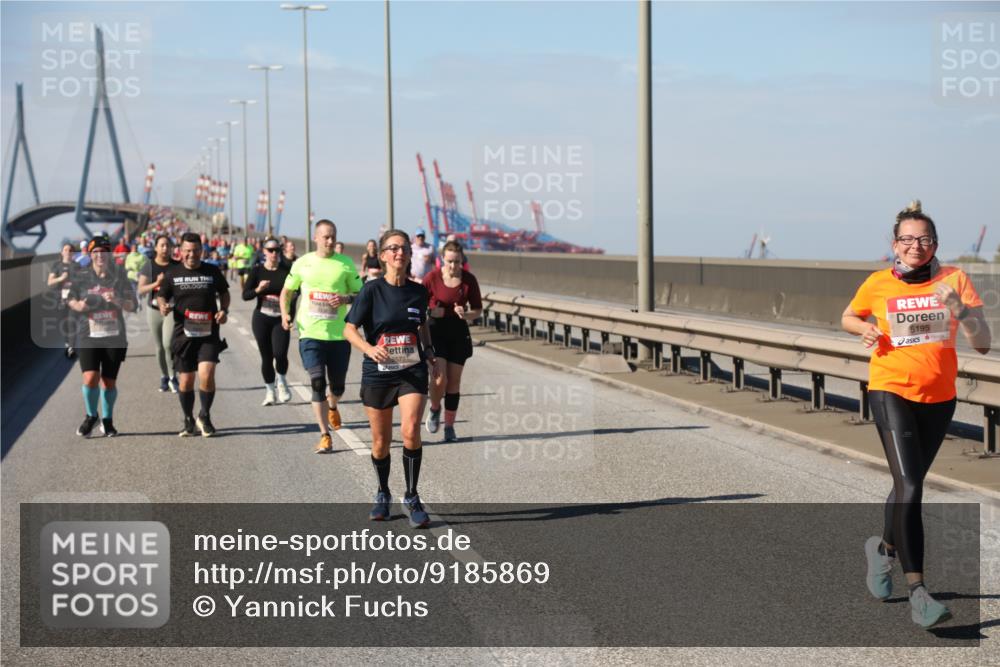 03.10.2025 - Köhlbrandbrückenlauf Yannick Fuchs http://msf.ph/oto/9185869 03.10.2025 12:05:01 Position 3 6577, 5195 meine-sportfotos.de