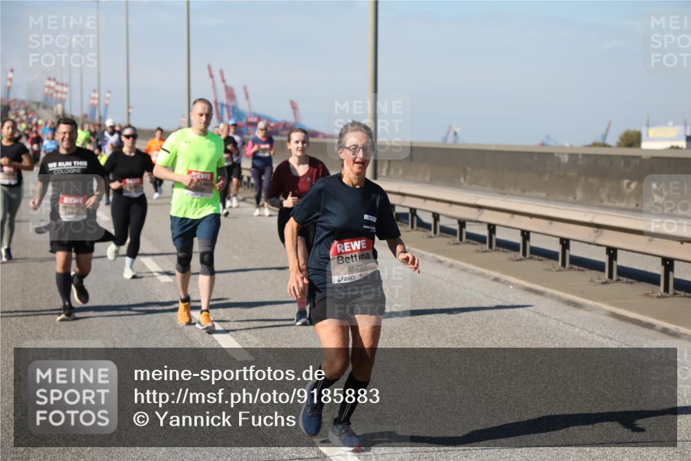 03.10.2025 - Köhlbrandbrückenlauf Yannick Fuchs http://msf.ph/oto/9185883 03.10.2025 12:05:03 Position 3 5577 meine-sportfotos.de