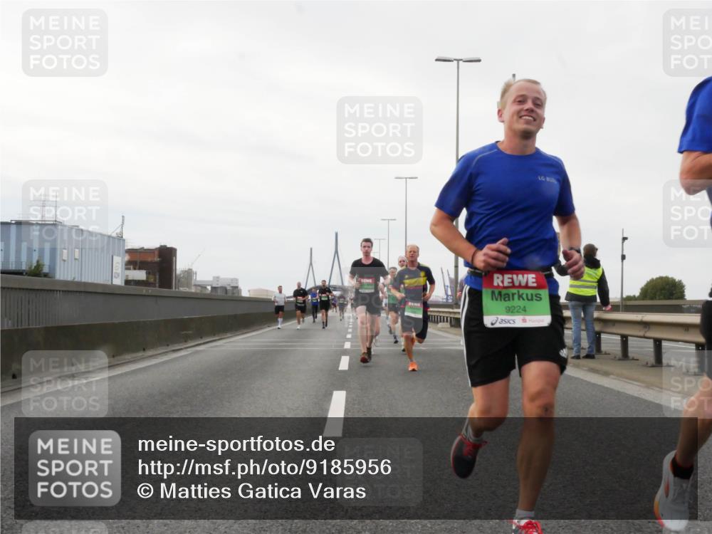 03.10.2025 - Köhlbrandbrückenlauf Matties Gatica Varas http://msf.ph/oto/9185956 03.10.2025 15:44:20 Position 3 9224 meine-sportfotos.de