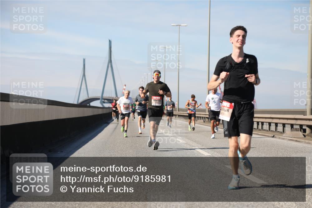 03.10.2025 - Köhlbrandbrückenlauf Yannick Fuchs http://msf.ph/oto/9185981 03.10.2025 11:44:00 Position 3 4108, 4475 meine-sportfotos.de