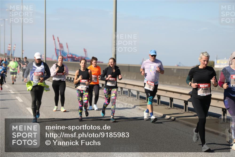 03.10.2025 - Köhlbrandbrückenlauf Yannick Fuchs http://msf.ph/oto/9185983 03.10.2025 12:05:10 Position 3 5285 meine-sportfotos.de