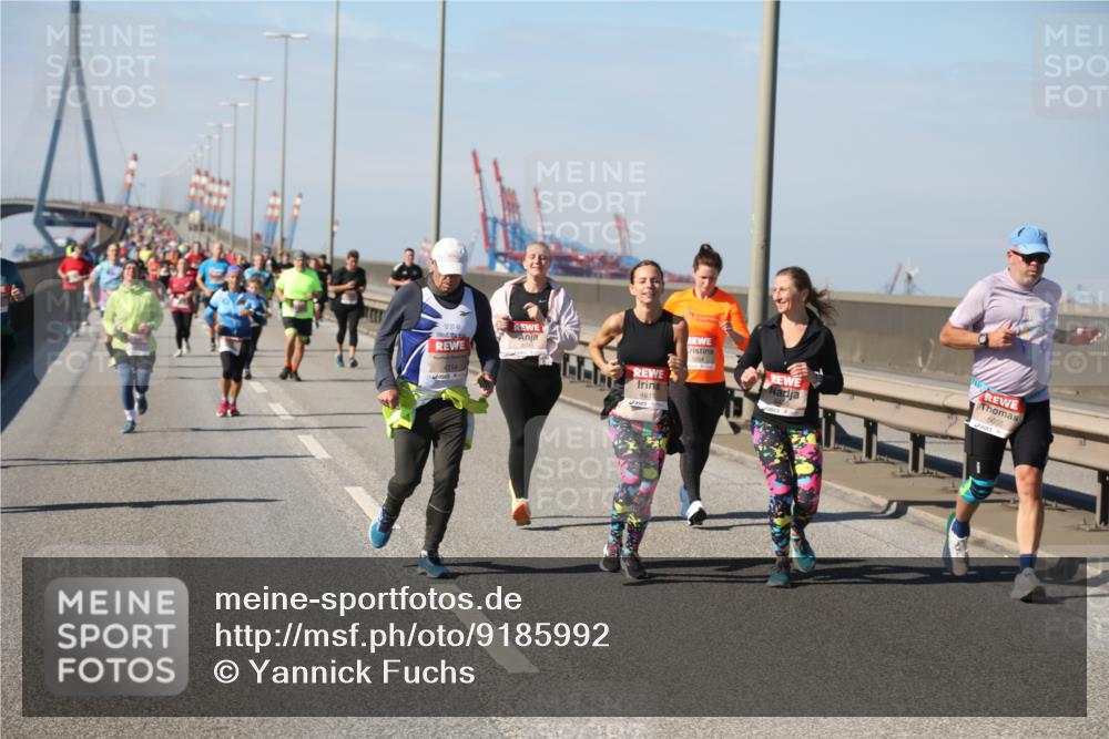 03.10.2025 - Köhlbrandbrückenlauf Yannick Fuchs http://msf.ph/oto/9185992 03.10.2025 12:05:11 Position 3 461, 5655 meine-sportfotos.de
