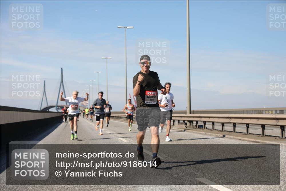 03.10.2025 - Köhlbrandbrückenlauf Yannick Fuchs http://msf.ph/oto/9186014 03.10.2025 11:44:02 Position 3 4108 meine-sportfotos.de