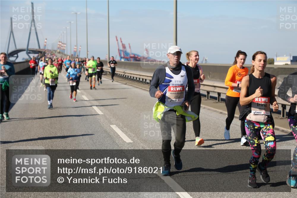 03.10.2025 - Köhlbrandbrückenlauf Yannick Fuchs http://msf.ph/oto/9186021 03.10.2025 12:05:13 Position 3 4714, 4615 meine-sportfotos.de