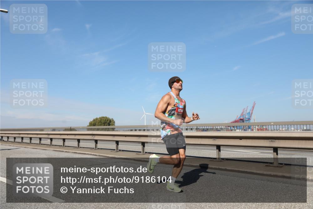 03.10.2025 - Köhlbrandbrückenlauf Yannick Fuchs http://msf.ph/oto/9186104 03.10.2025 11:44:08 Position 3 197 meine-sportfotos.de