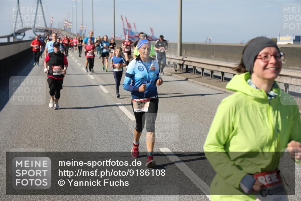 03.10.2025 - Köhlbrandbrückenlauf Yannick Fuchs http://msf.ph/oto/9186108 03.10.2025 12:05:19 Position 3 4883 meine-sportfotos.de