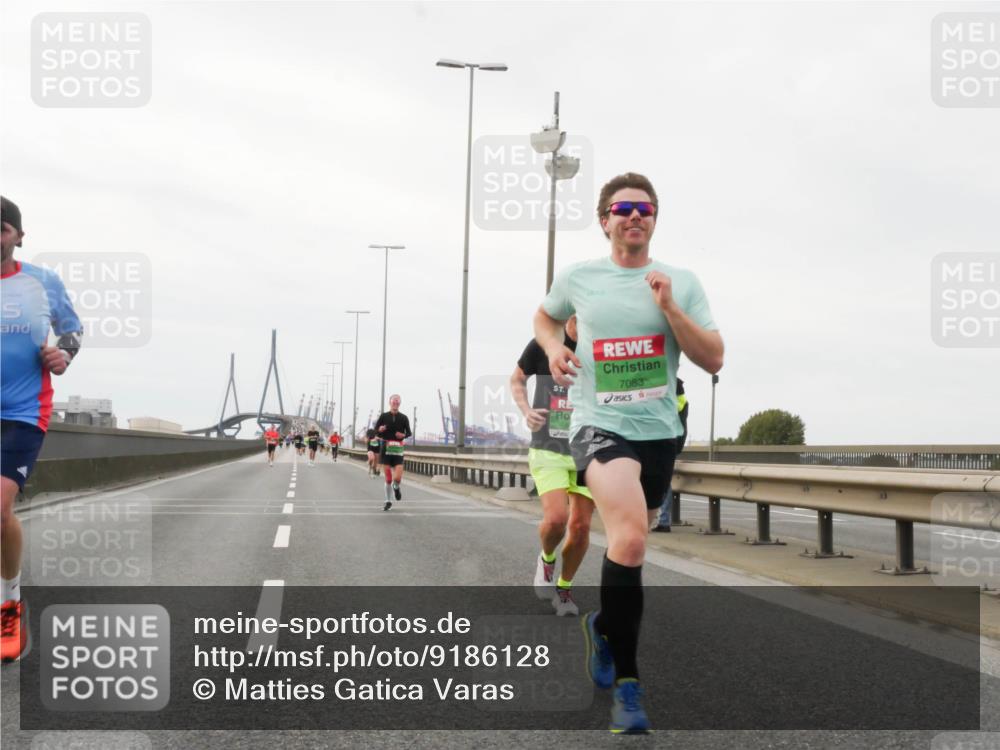 03.10.2025 - Köhlbrandbrückenlauf Matties Gatica Varas http://msf.ph/oto/9186128 03.10.2025 15:45:01 Position 3 7083 meine-sportfotos.de