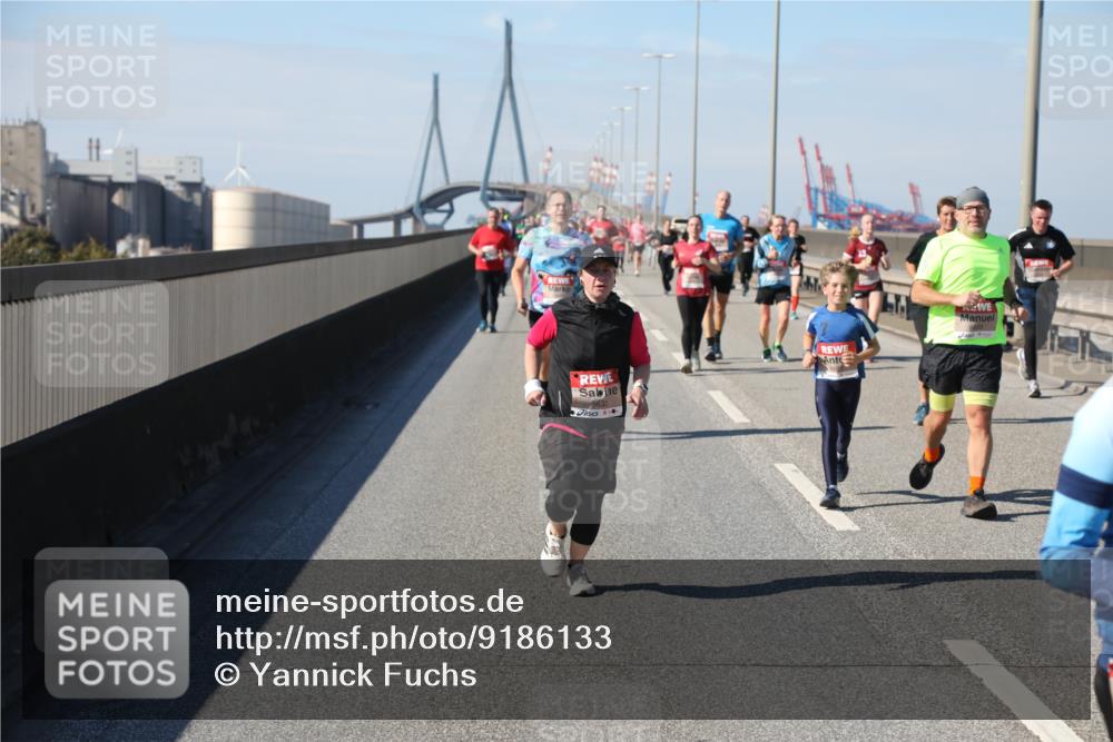 03.10.2025 - Köhlbrandbrückenlauf Yannick Fuchs http://msf.ph/oto/9186133 03.10.2025 12:05:21 Position 3  meine-sportfotos.de