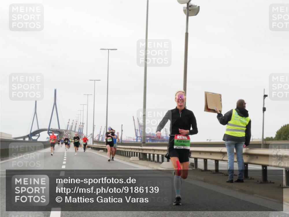 03.10.2025 - Köhlbrandbrückenlauf Matties Gatica Varas http://msf.ph/oto/9186139 03.10.2025 15:45:03 Position 3 7450 meine-sportfotos.de