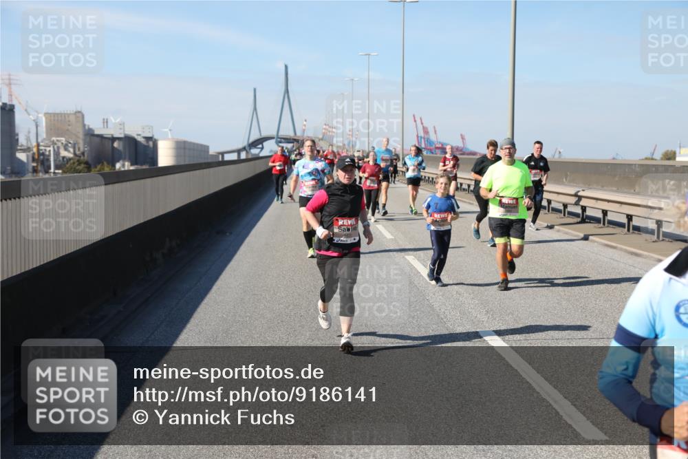 03.10.2025 - Köhlbrandbrückenlauf Yannick Fuchs http://msf.ph/oto/9186141 03.10.2025 12:05:21 Position 3  meine-sportfotos.de