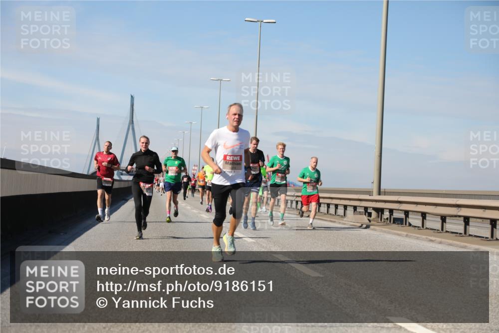 03.10.2025 - Köhlbrandbrückenlauf Yannick Fuchs http://msf.ph/oto/9186151 03.10.2025 11:44:13 Position 3  meine-sportfotos.de