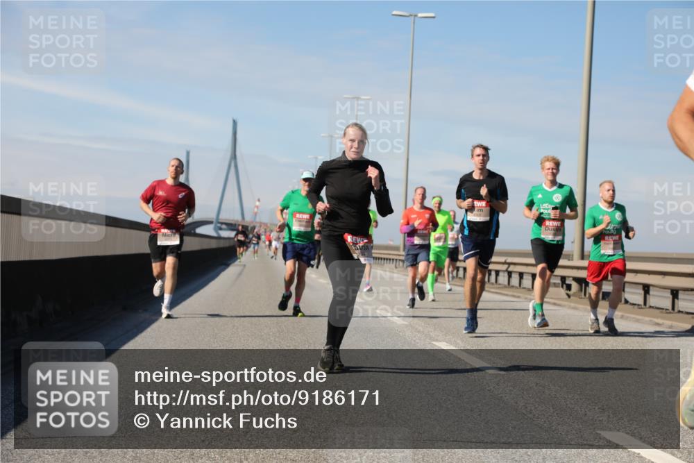03.10.2025 - Köhlbrandbrückenlauf Yannick Fuchs http://msf.ph/oto/9186171 03.10.2025 11:44:15 Position 3  meine-sportfotos.de