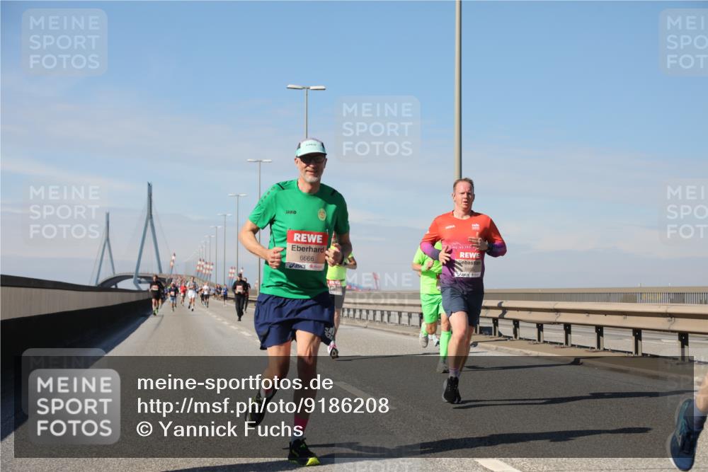 03.10.2025 - Köhlbrandbrückenlauf Yannick Fuchs http://msf.ph/oto/9186208 03.10.2025 11:44:17 Position 3 6666 meine-sportfotos.de