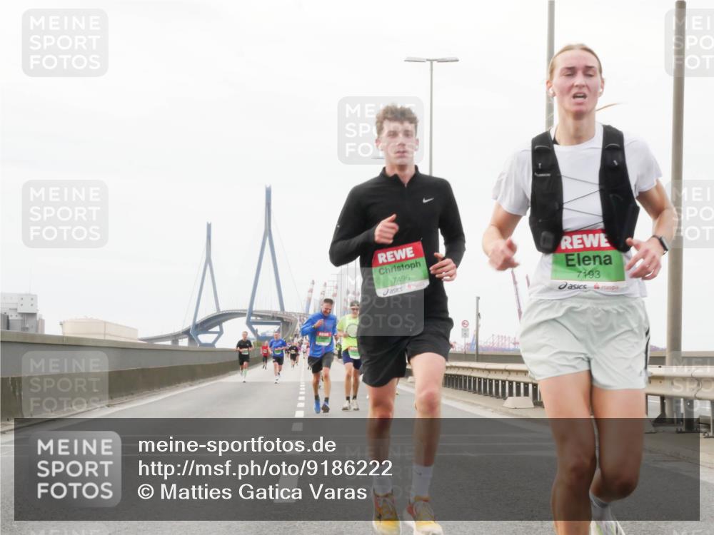 03.10.2025 - Köhlbrandbrückenlauf Matties Gatica Varas http://msf.ph/oto/9186222 03.10.2025 15:45:25 Position 3 7496, 7193 meine-sportfotos.de