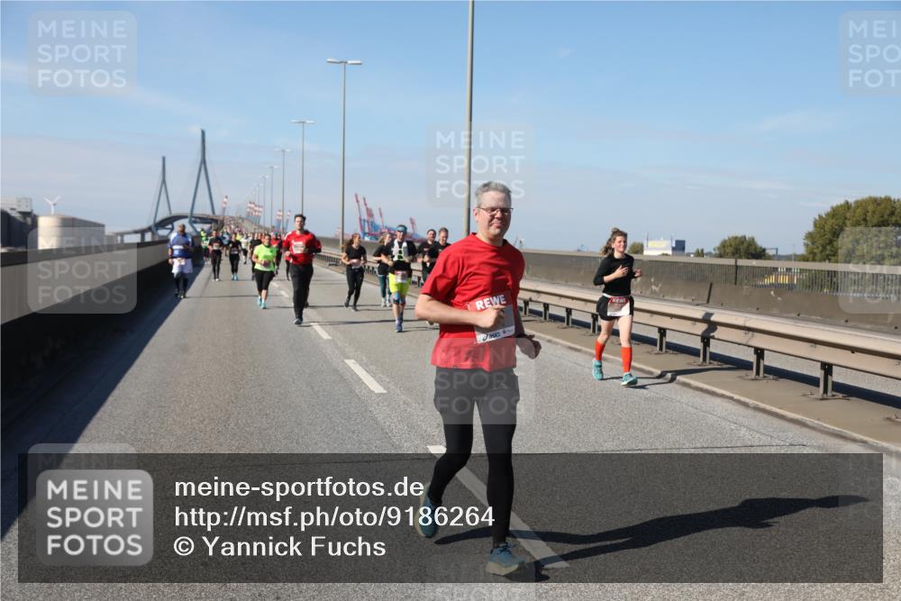 03.10.2025 - Köhlbrandbrückenlauf Yannick Fuchs http://msf.ph/oto/9186264 03.10.2025 12:05:30 Position 3  meine-sportfotos.de