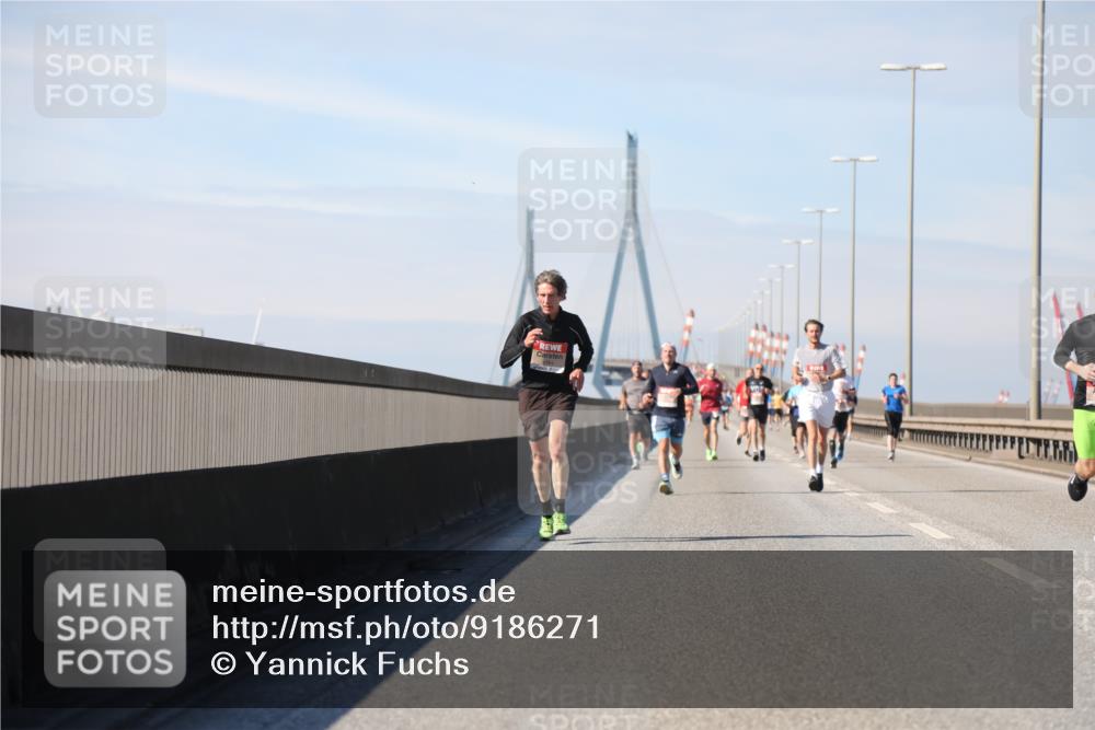 03.10.2025 - Köhlbrandbrückenlauf Yannick Fuchs http://msf.ph/oto/9186271 03.10.2025 11:44:27 Position 3  meine-sportfotos.de
