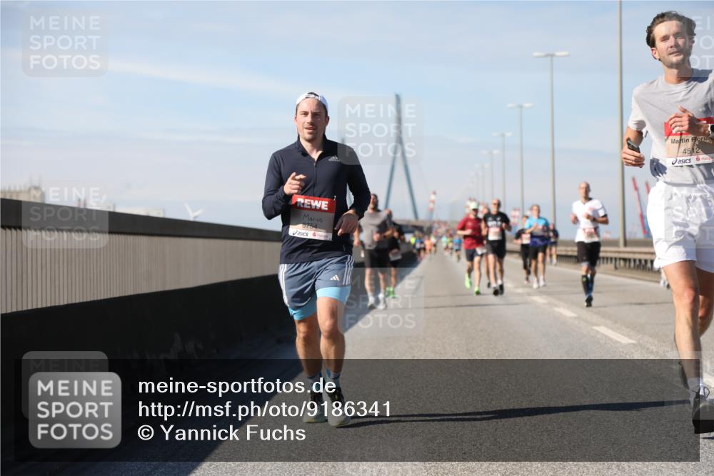 03.10.2025 - Köhlbrandbrückenlauf Yannick Fuchs http://msf.ph/oto/9186341 03.10.2025 11:44:33 Position 3 6754, 4512 meine-sportfotos.de