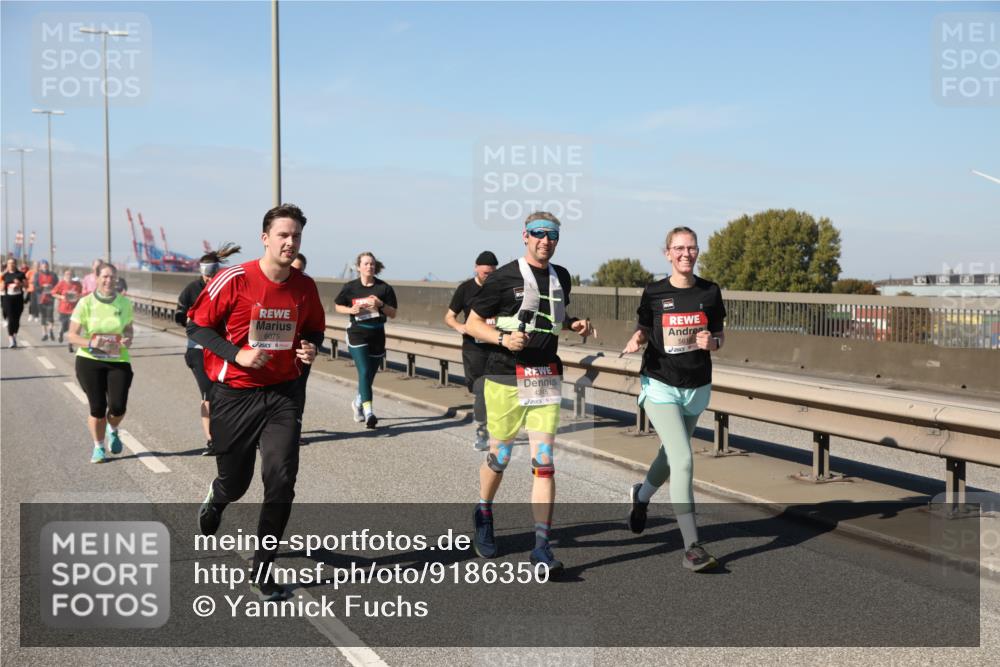 03.10.2025 - Köhlbrandbrückenlauf Yannick Fuchs http://msf.ph/oto/9186350 03.10.2025 12:05:35 Position 3 6075, 4245 meine-sportfotos.de
