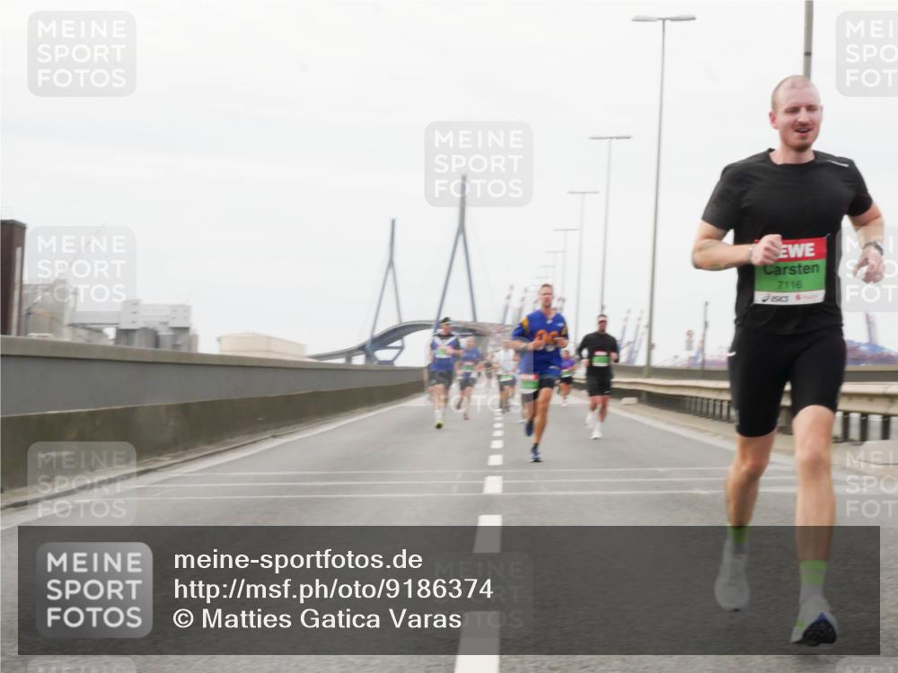 03.10.2025 - Köhlbrandbrückenlauf Matties Gatica Varas http://msf.ph/oto/9186374 03.10.2025 15:46:09 Position 3 7116 meine-sportfotos.de