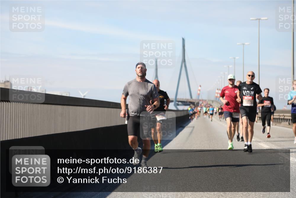 03.10.2025 - Köhlbrandbrückenlauf Yannick Fuchs http://msf.ph/oto/9186387 03.10.2025 11:44:37 Position 3 4177 meine-sportfotos.de