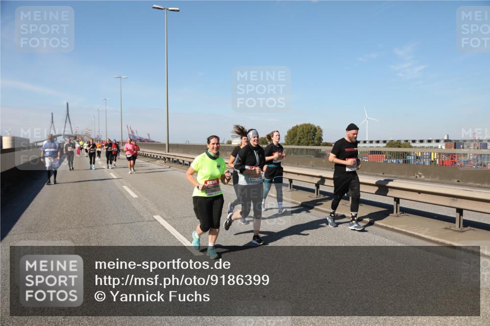 03.10.2025 - Köhlbrandbrückenlauf Yannick Fuchs http://msf.ph/oto/9186399 03.10.2025 12:05:37 Position 3  meine-sportfotos.de